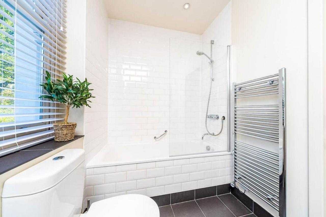 Fabulous Notting Hill Spacious Studio Apartment Лондон Экстерьер фото